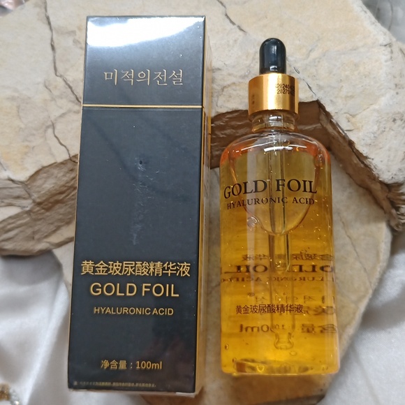 24 K Gold Foil Hydraulic Acid Ginseng Root extract Serum - Picture 1 of 5